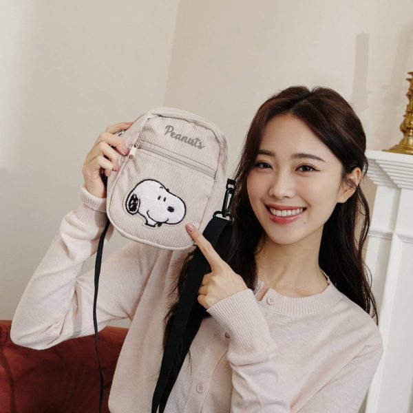 (2025/05/21-06/28)Snoopy 一起耍可愛 斜背袋