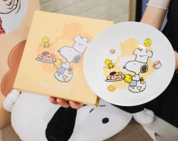 MISTER DONUT X SNOOPY 聯名週邊