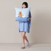 DINOTAENG X 台灣品牌Yvonne Collection 聯名家居用品系列 QUOKKA & BOBO 方形抱枕（60x60）-春日藍