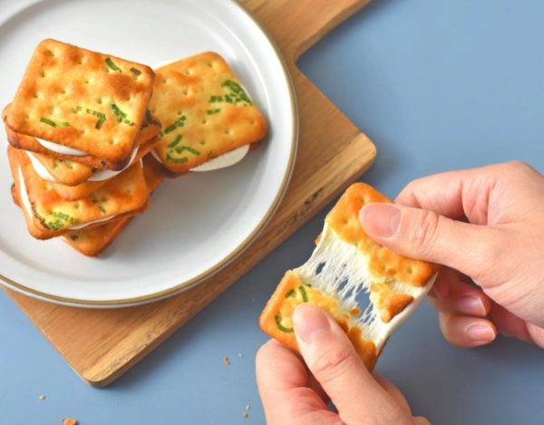 🥮2025中秋禮盒🥮三統漢果子 中秋禮盒 香蔥牛軋餅 14入📌預計出貨日：2025/09/22-26