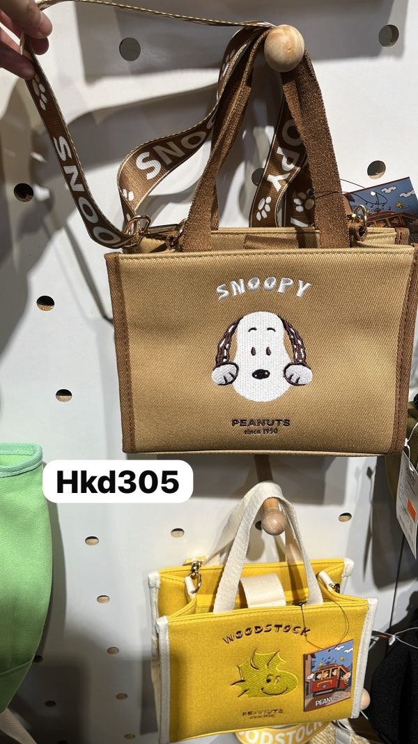 WhatsApp Image 2025-12-12 at 11.35.09 SNOOPY 快閃店 新品 - 花生漫畫 SNOOPY 側背包