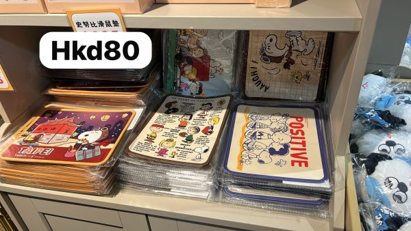 WhatsApp Image 2025-12-12 at 11.51.51 SNOOPY 快閃店 新品 - SNOOPY 滑鼠墊 (下單後請於REMARKS 標註所需款式)