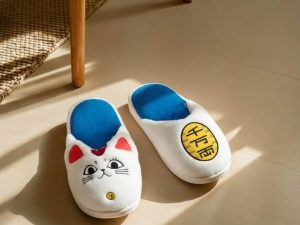 高速 KlassiC. x DAN DA DAN 毛絨拖鞋(高速婆婆)